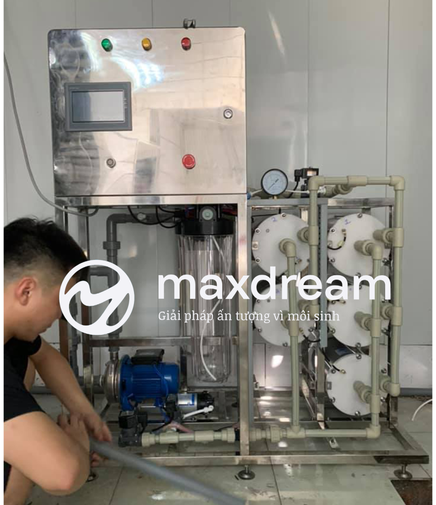 Những nhận định sai lầm về máy lọc nước 11 Đội ngũ kỹ thuật Maxdream CDI luôn hỗ trợ nhiệt tình từ giai đoạn lắp ráp máy đến bảo trì sản phẩm